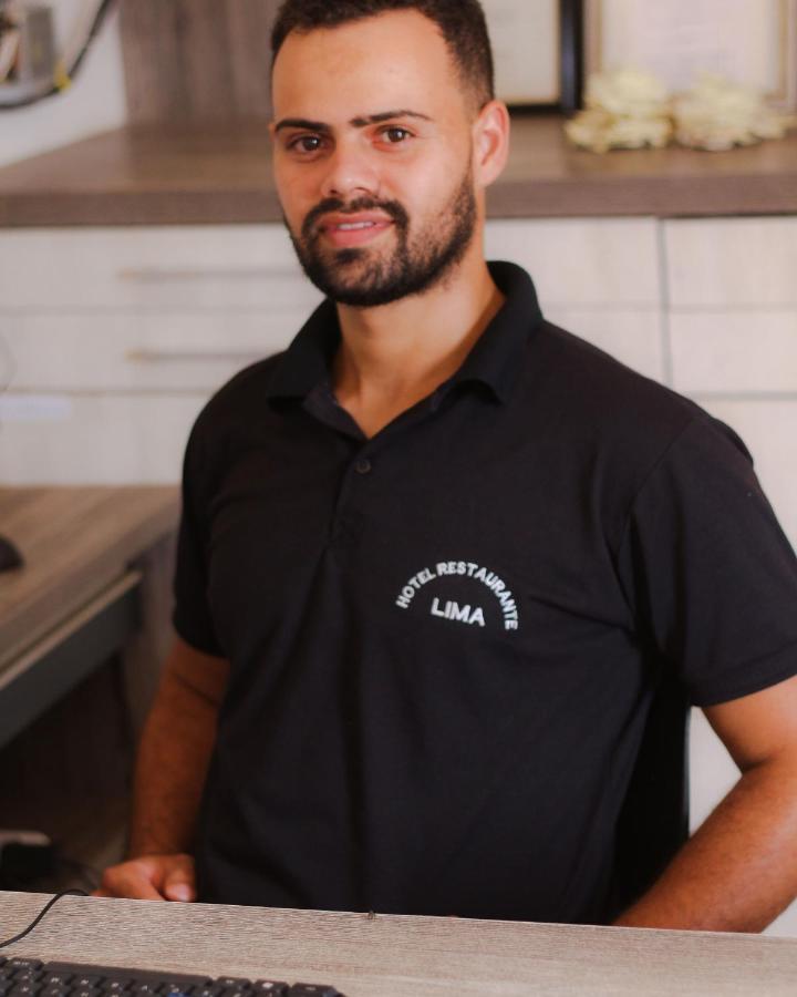 Hotel E Restaurante Lima Luis Eduardo Magalhaes Ngoại thất bức ảnh